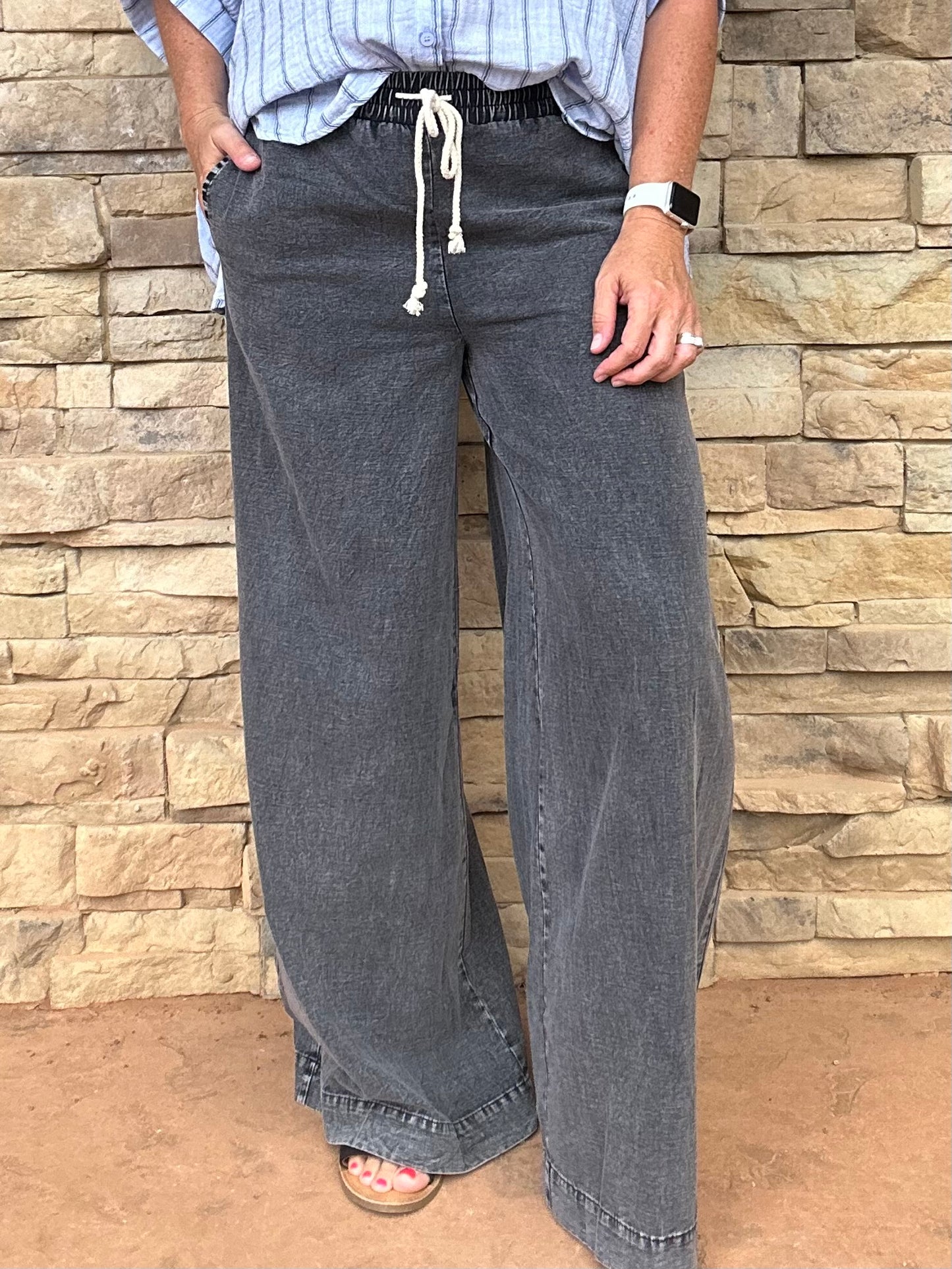 Mineral Washed Pants, Black