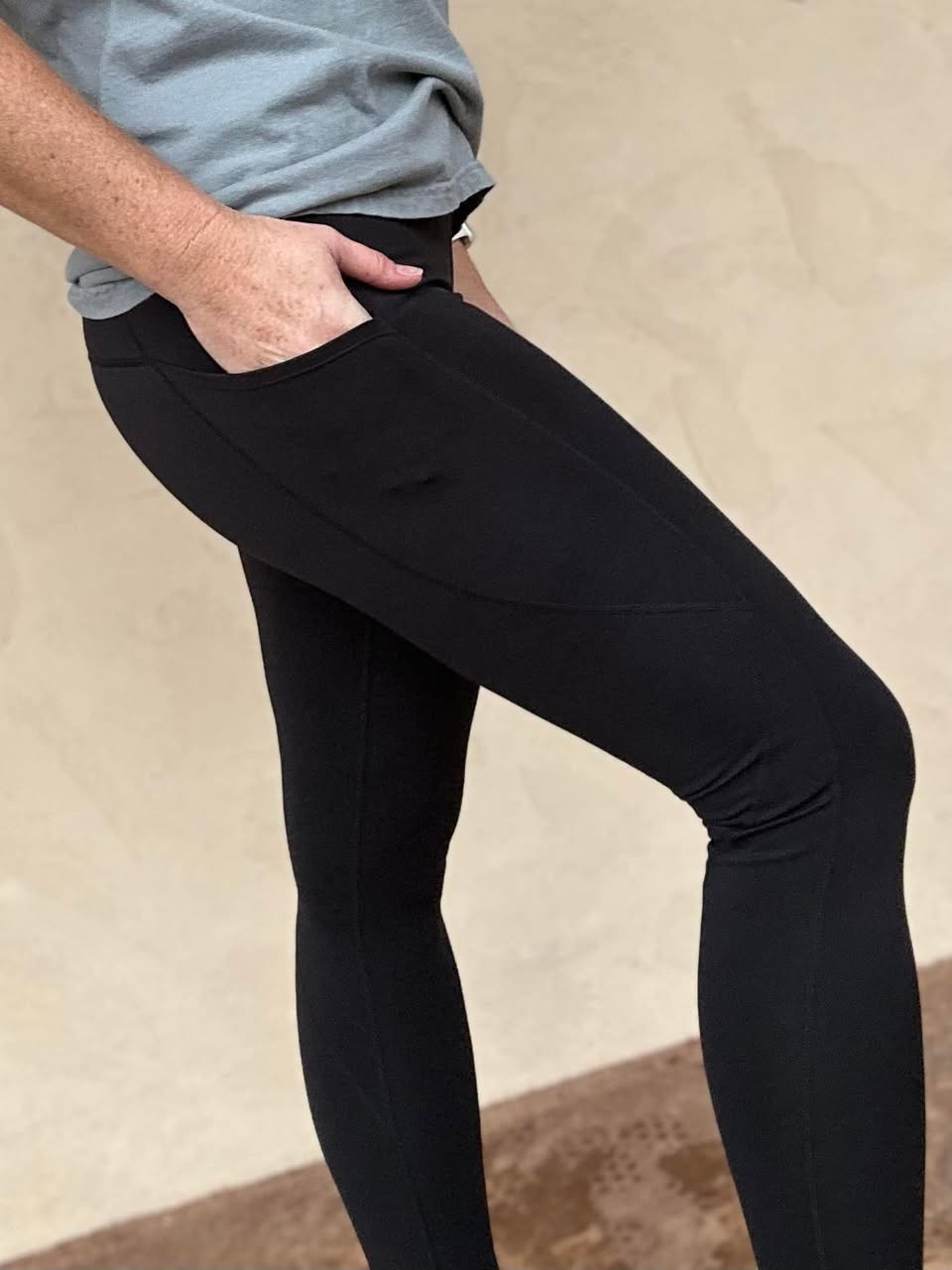 Mono B Essential Leggings, Black