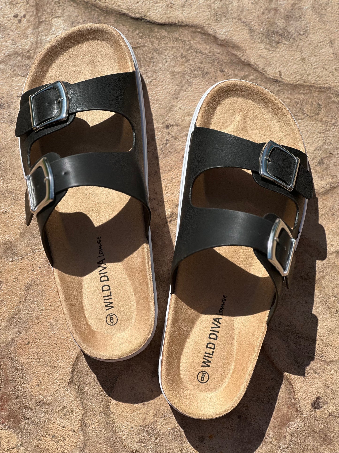 Wild Diva Joonie Sandal, Black