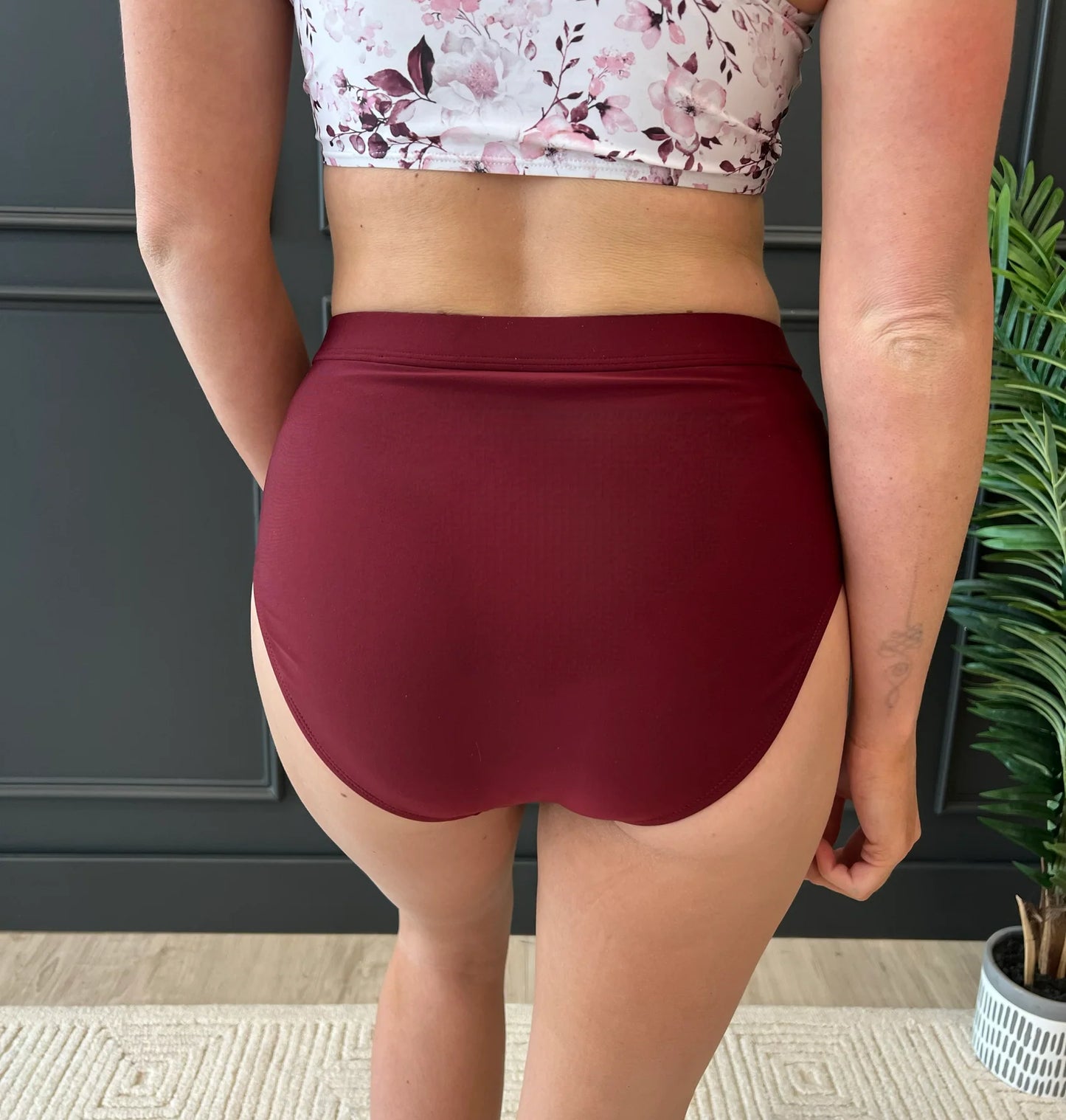 Mack and Mal Swim, Large