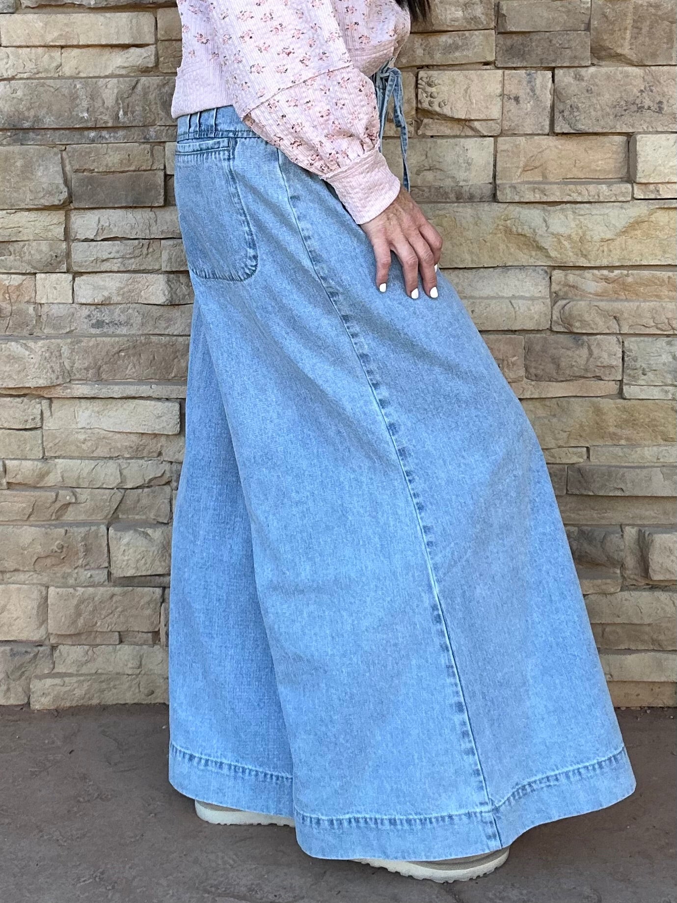 So Me Wide Leg Drawstring Pants