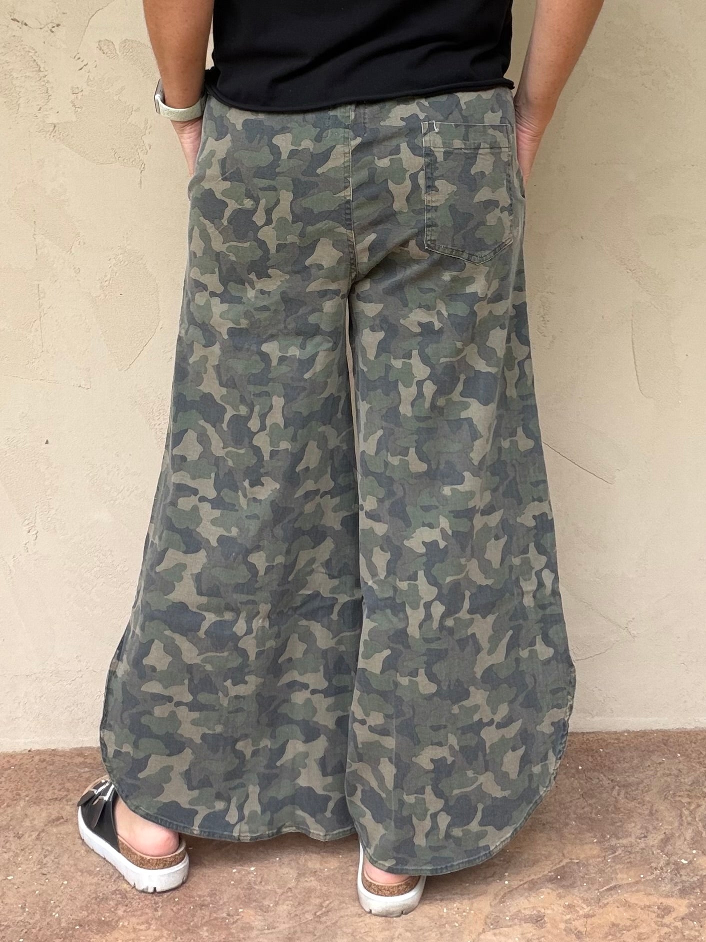 Camo Tulip Pants