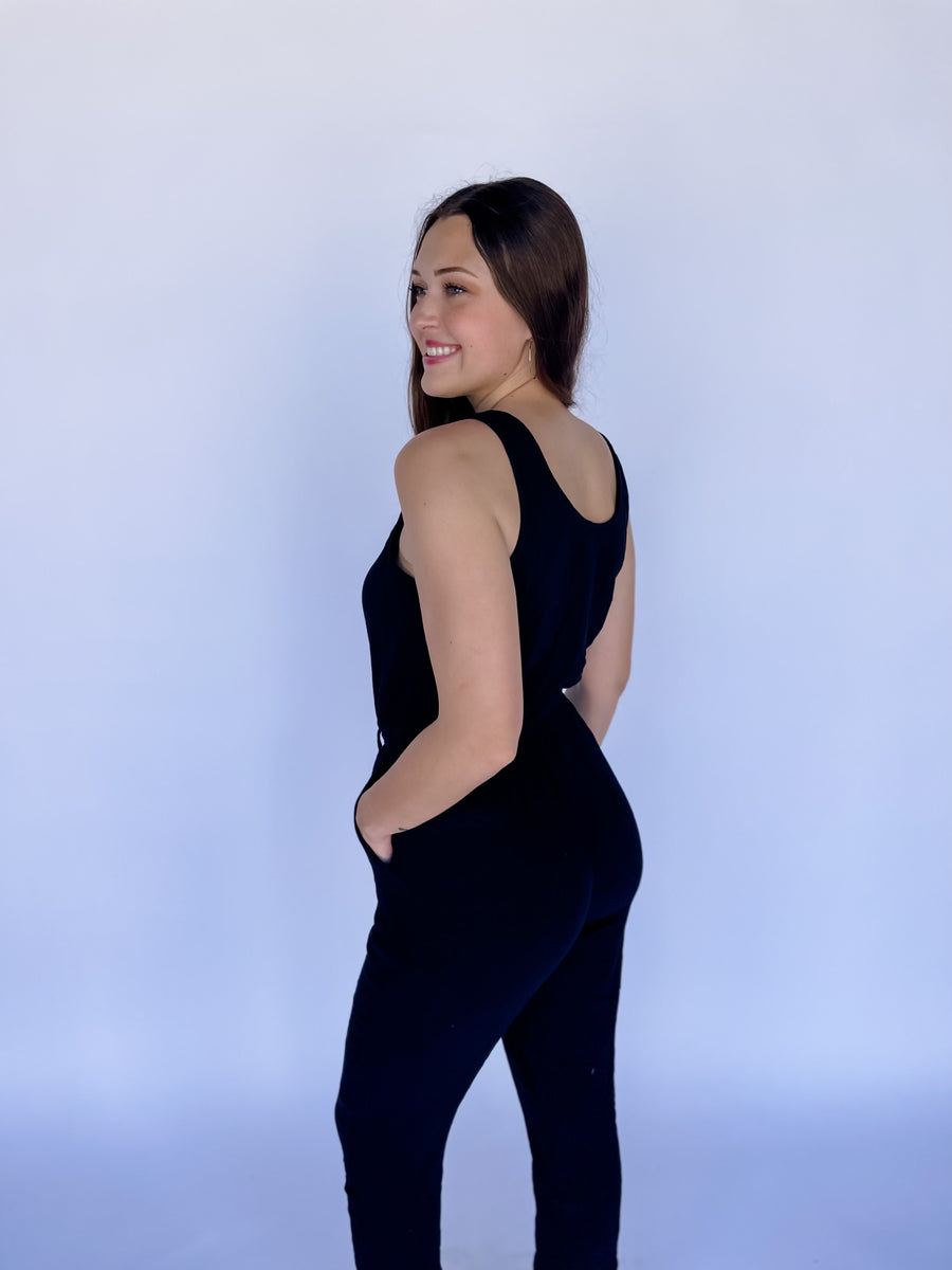 Black Sleeveless Jumper