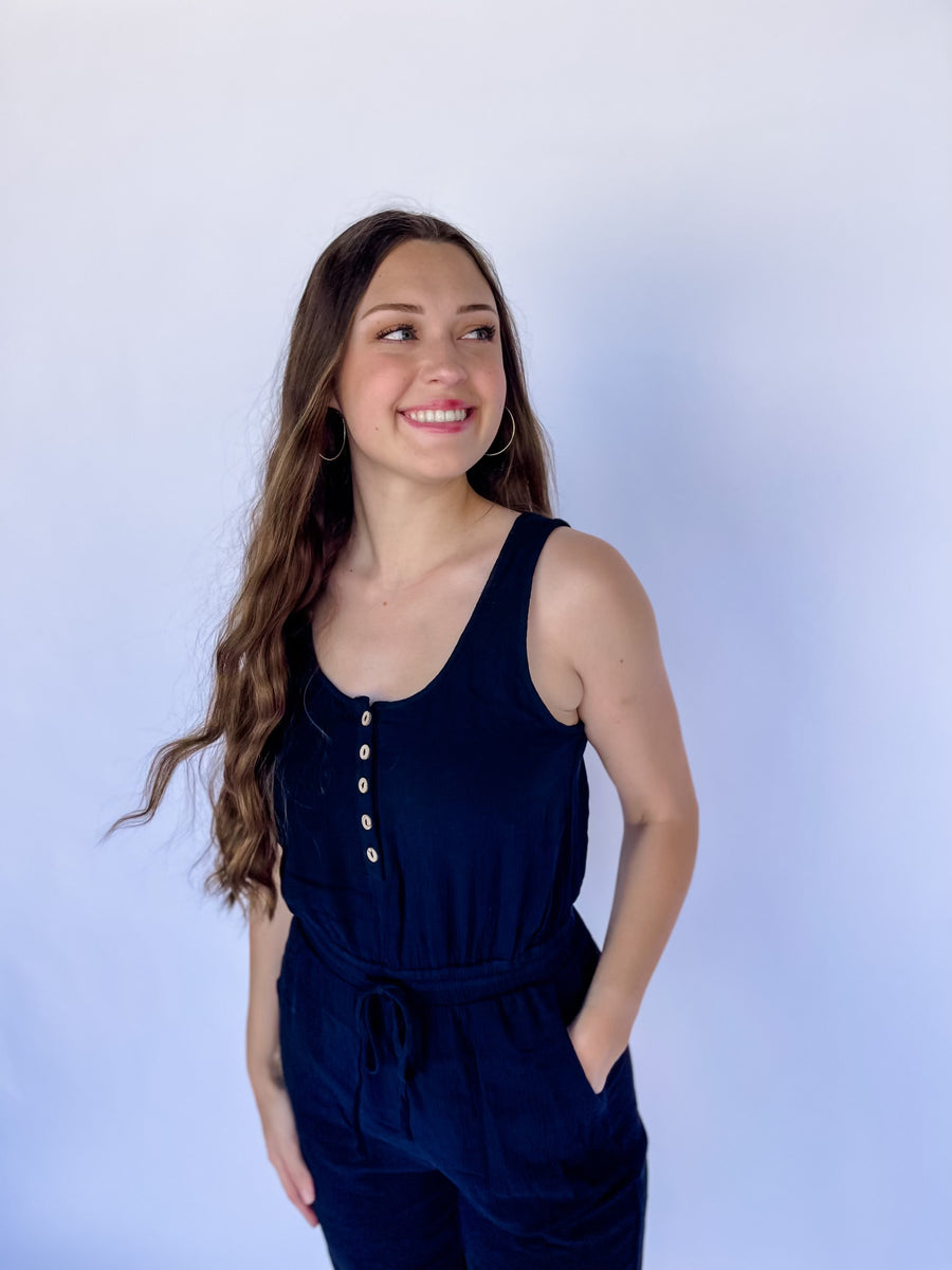 Black Sleeveless Jumper